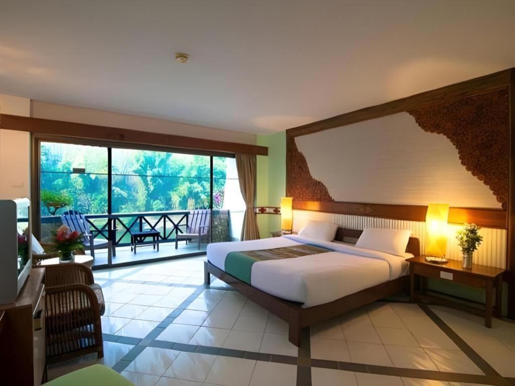 River Kwai Village Hotel Ban Kaeng Raboet Exteriör bild