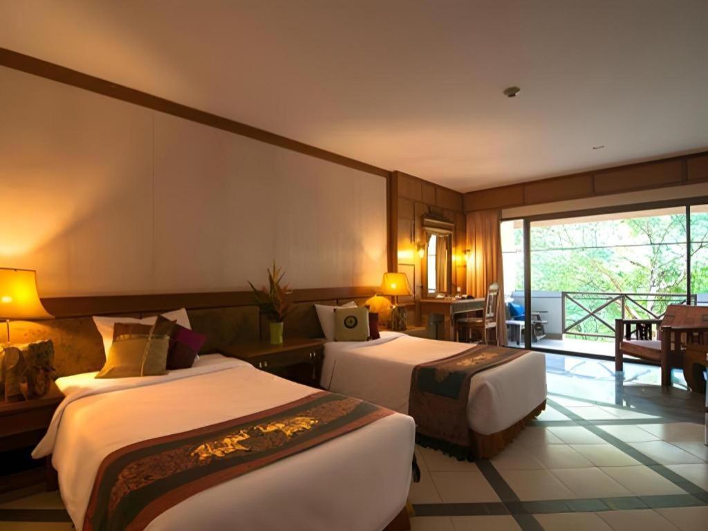 River Kwai Village Hotel Ban Kaeng Raboet Exteriör bild