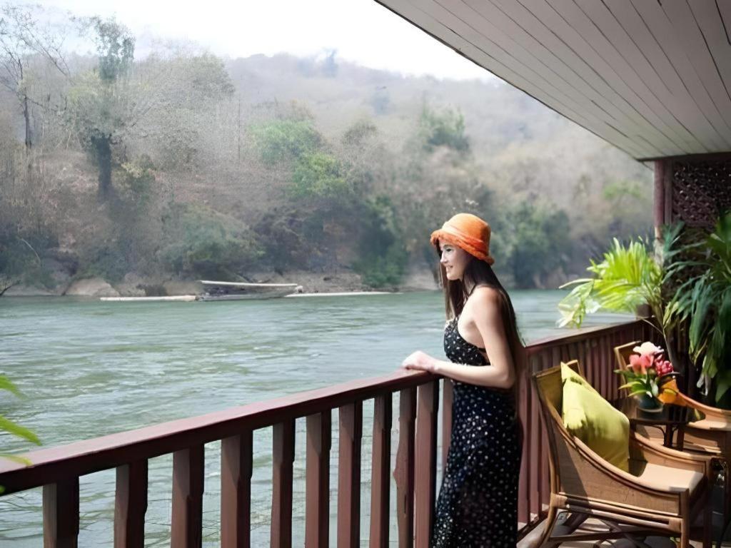 River Kwai Village Hotel Ban Kaeng Raboet Exteriör bild
