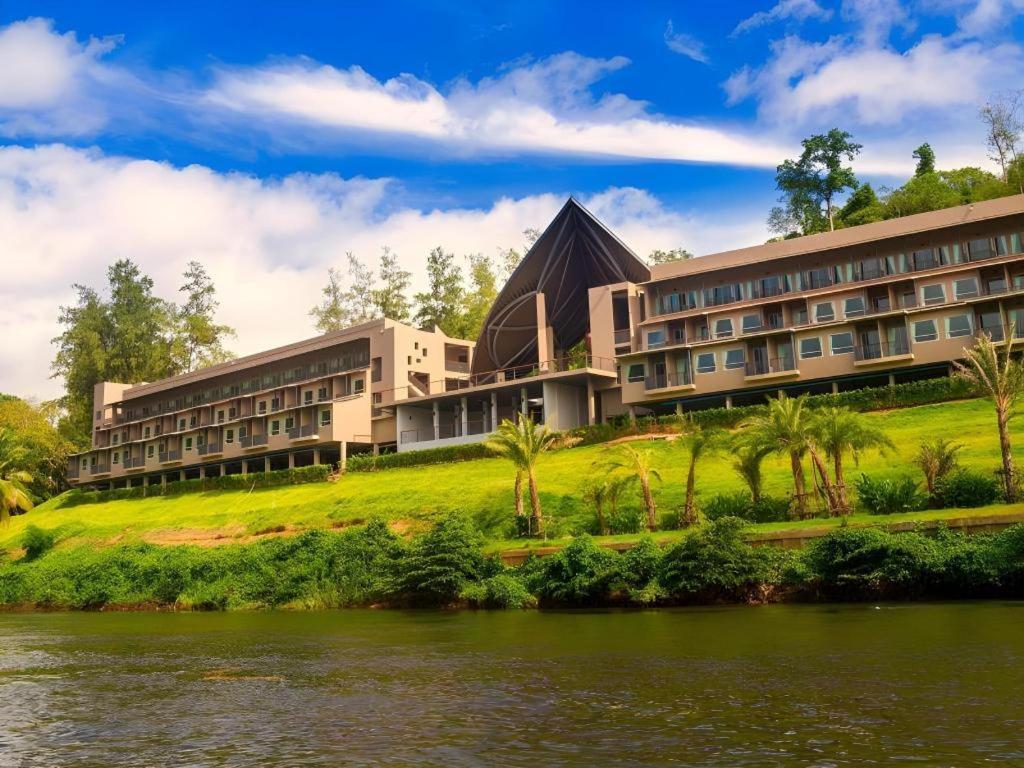 River Kwai Village Hotel Ban Kaeng Raboet Exteriör bild
