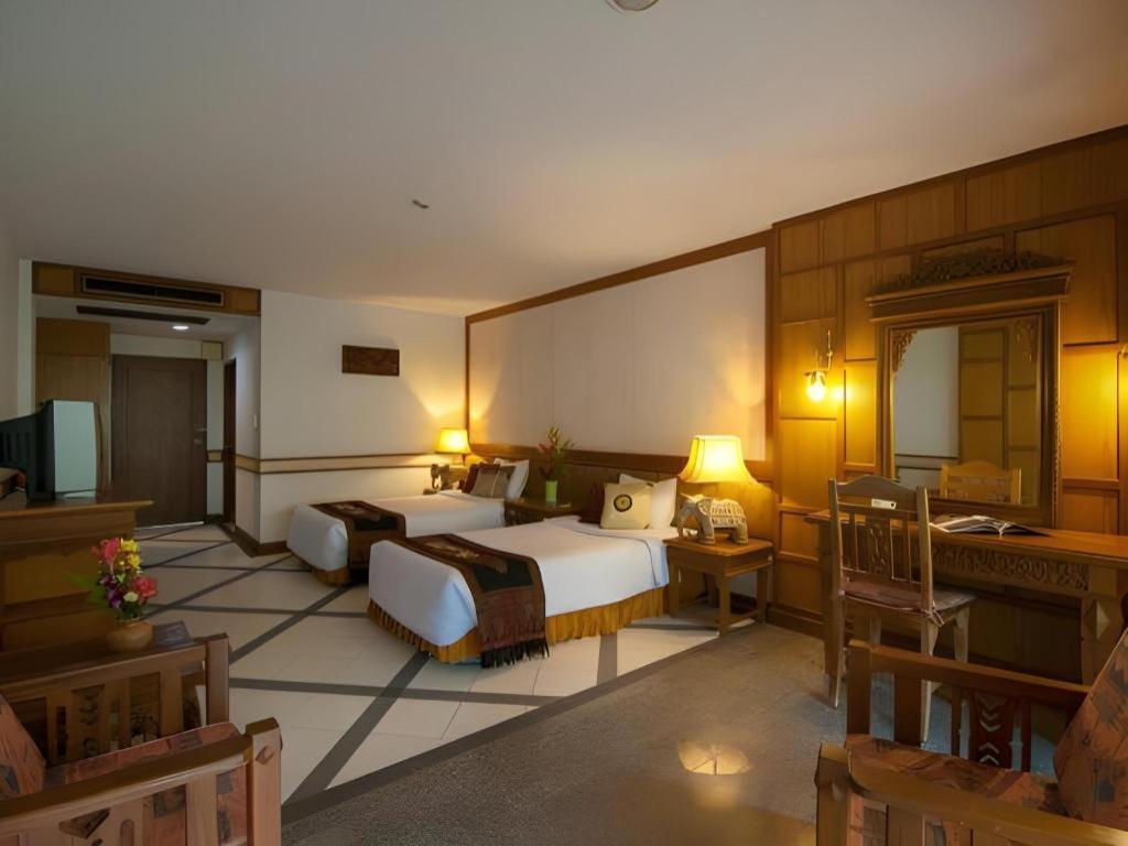 River Kwai Village Hotel Ban Kaeng Raboet Exteriör bild