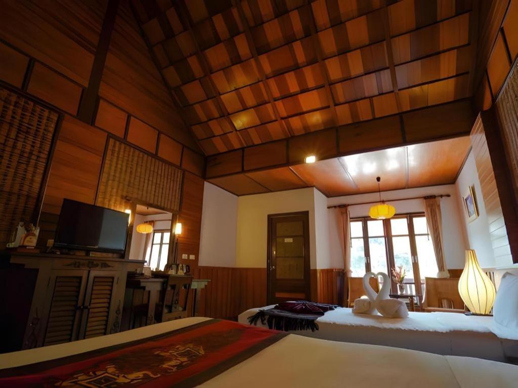 River Kwai Village Hotel Ban Kaeng Raboet Exteriör bild